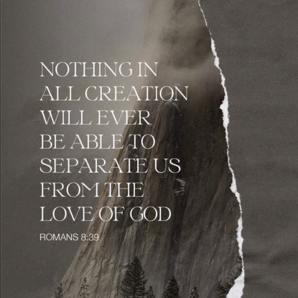 Welcome to my closet, Poshmark Ambassador/Stylist - Picture 10 of 16